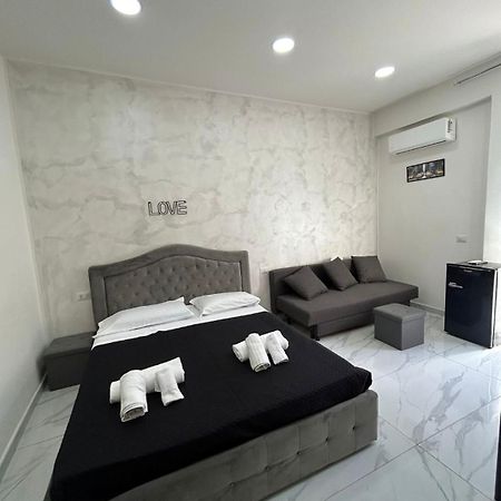 Terrazza Luxury Valentino Leilighet Napoli Eksteriør bilde